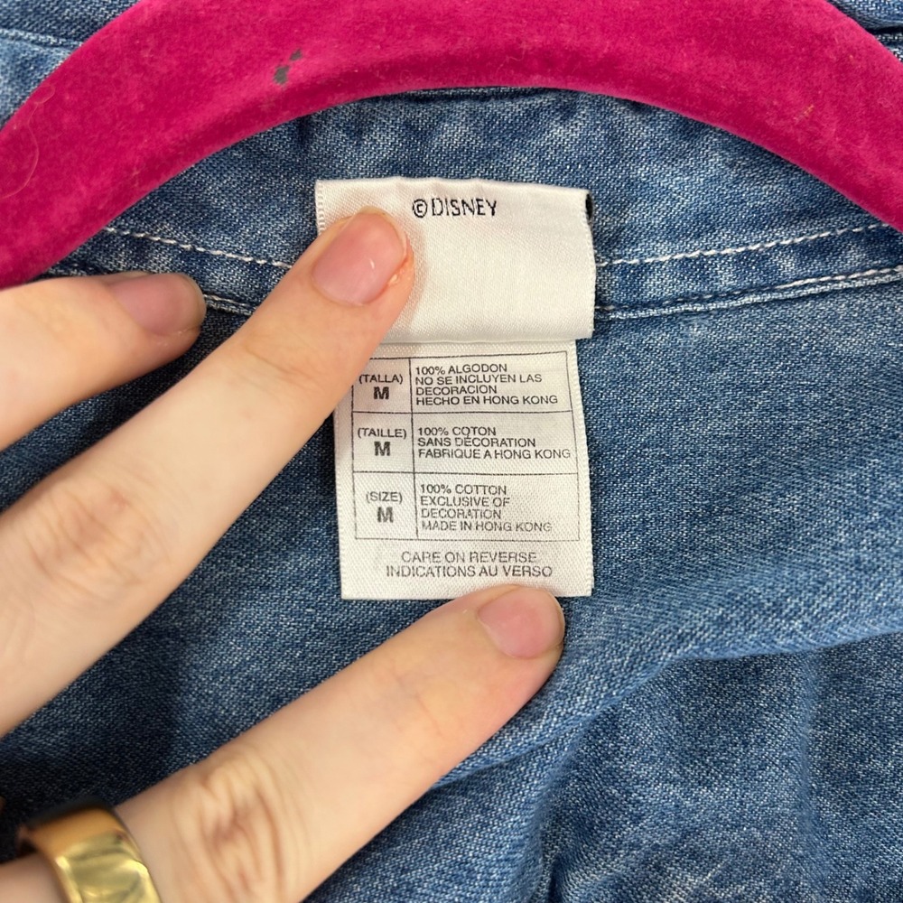 Vintage Disney Store Winnie the Pooh Embroidered Denim Shirt Womens Medium Blue - Picture 3 of 7